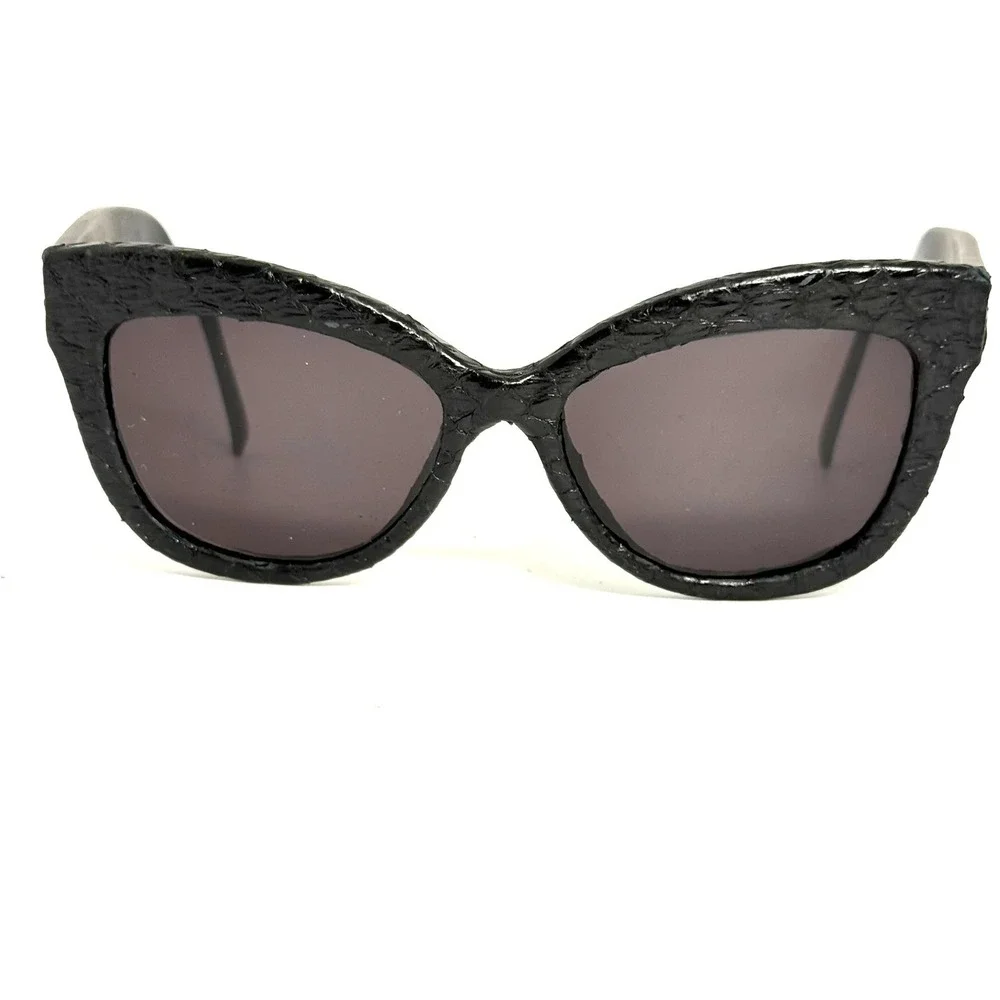 House of Harlow 1960 Linsey 06 Black Textured Cat Eye Sunglasses 56 16 C12
